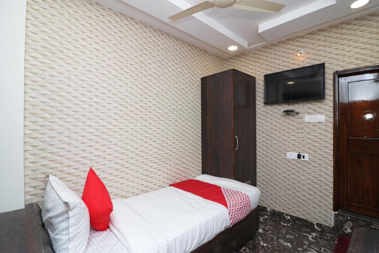 Oyo Hotel Prerna Raipur  ภายนอก รูปภาพ