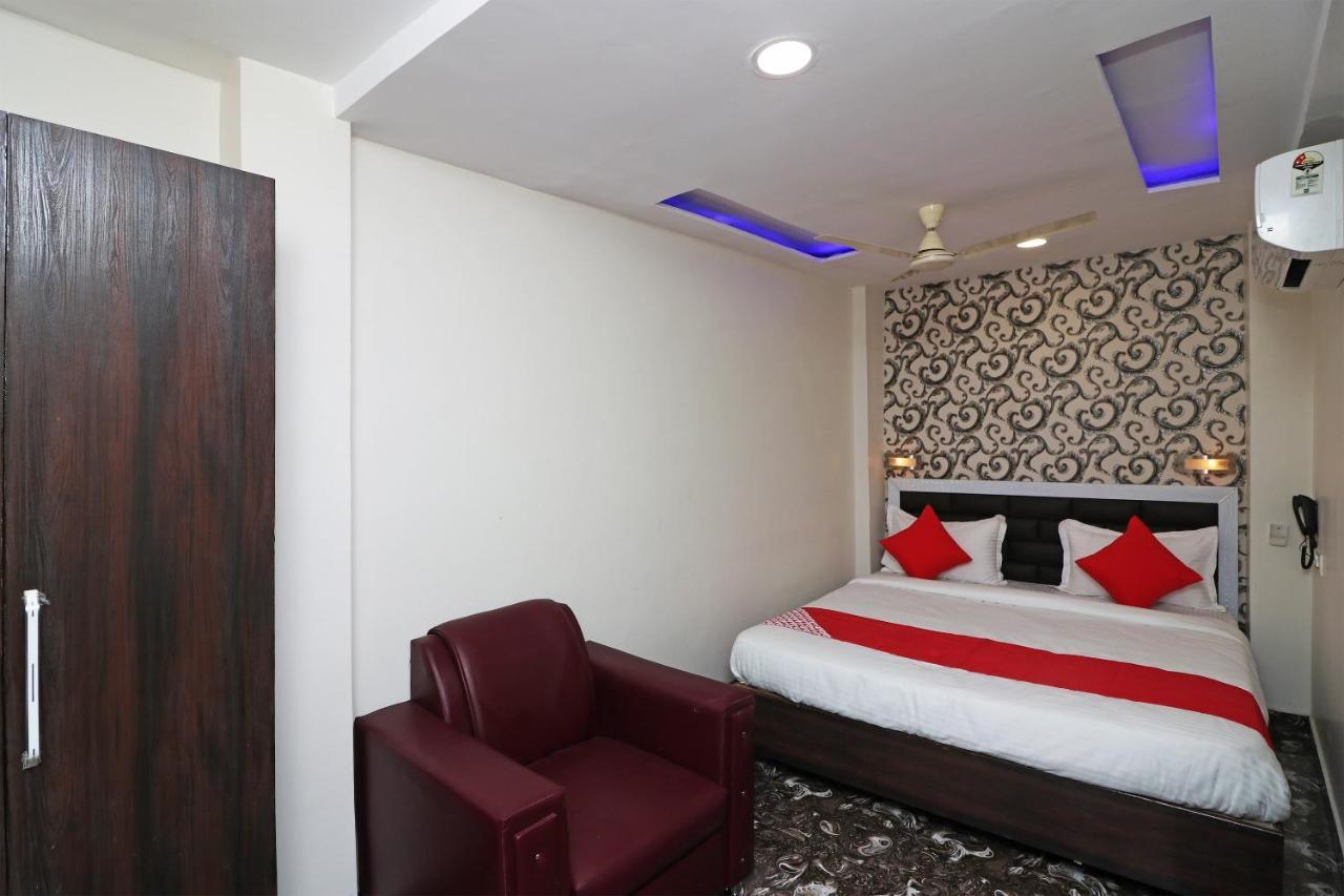 Oyo Hotel Prerna Raipur  ภายนอก รูปภาพ